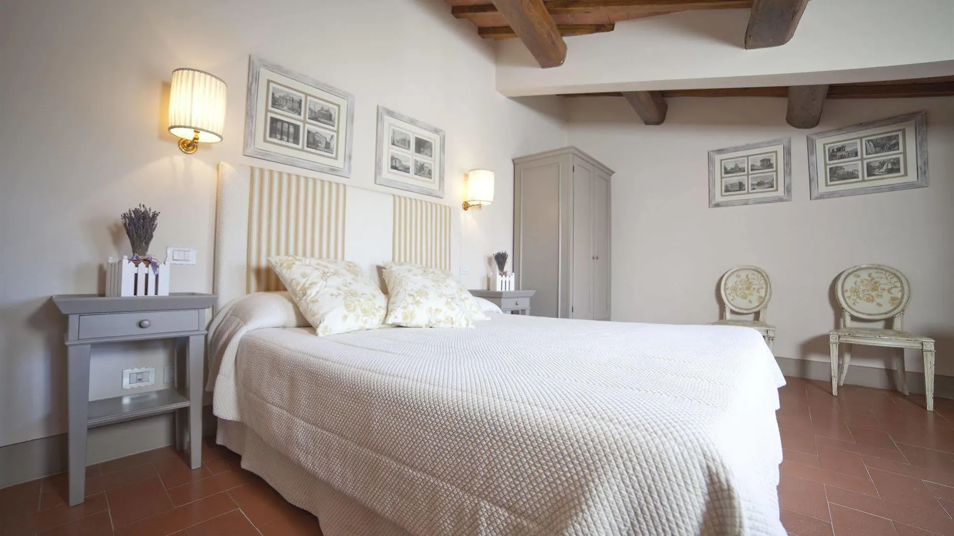 Farm stay Castello Vicchiomaggio Villa Greve in Chianti