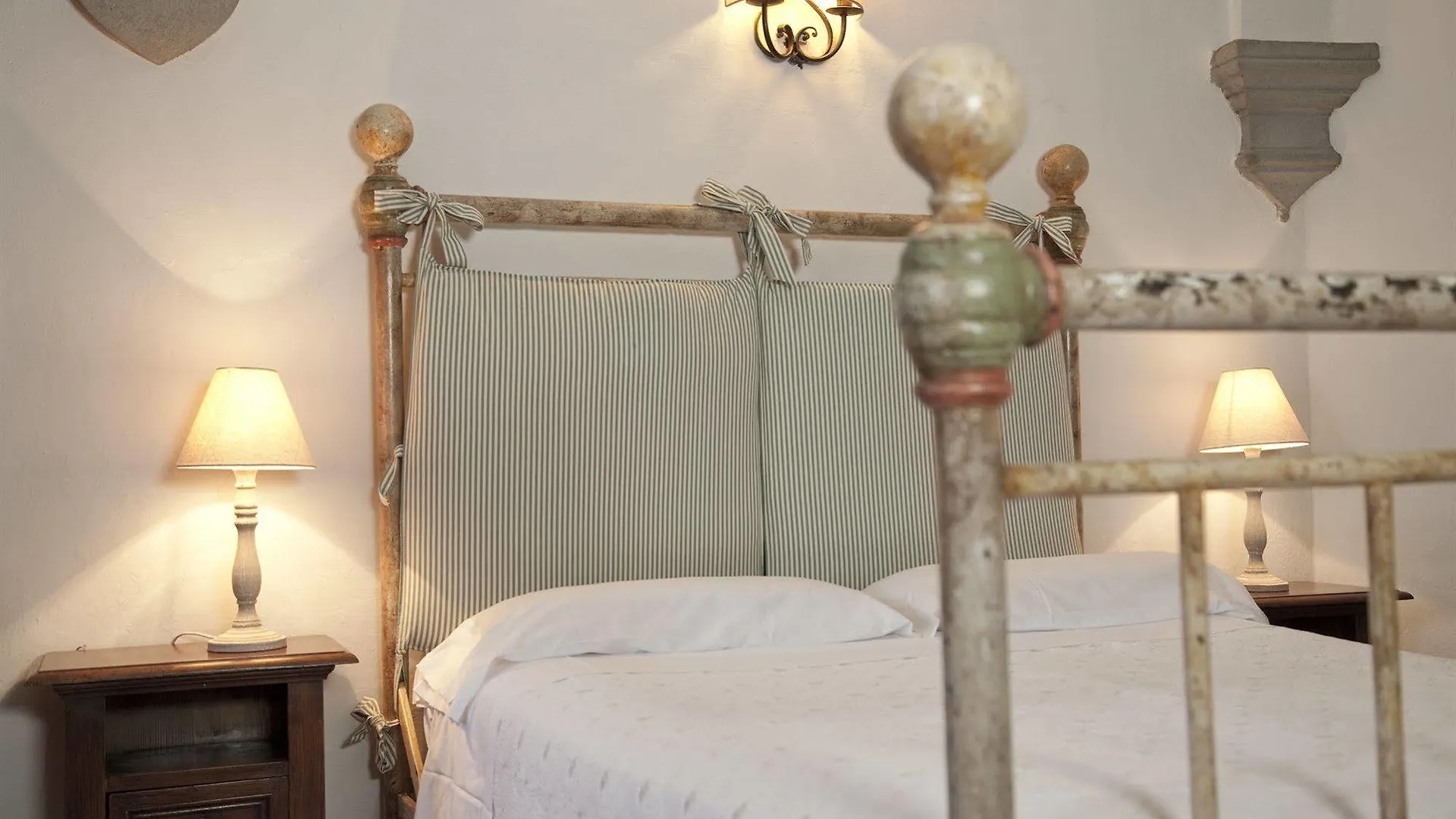 Castello Vicchiomaggio Villa Greve in Chianti Farm stay