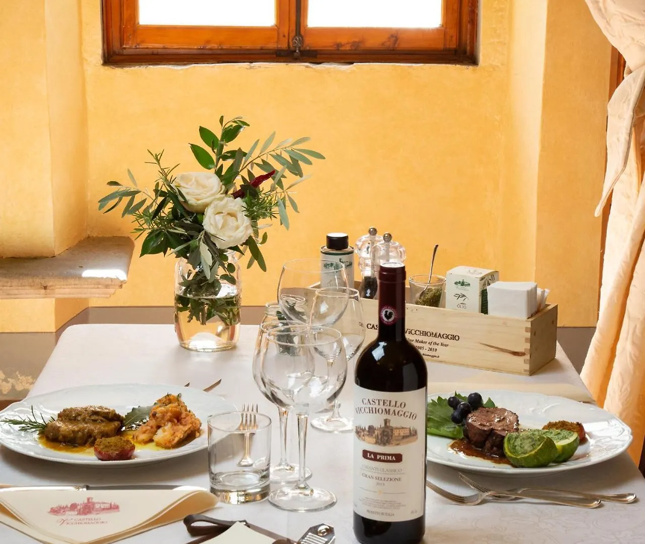 Castello Vicchiomaggio Villa Greve in Chianti Italy